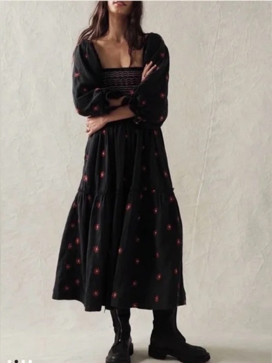 Free People Dresses & Skirts - Free people Dahlia Embroidered Maxi Dress
